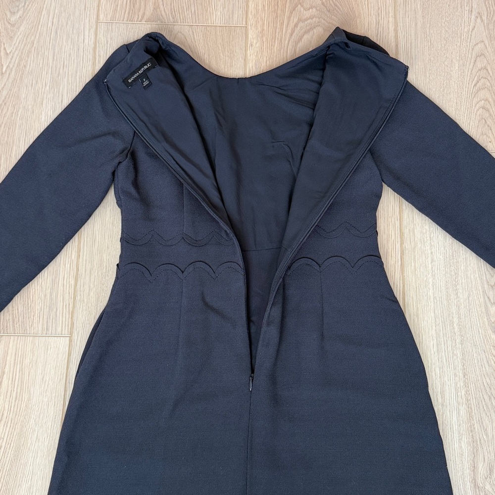 Banana Republic Scalloped Waist 3/4 Sleeve Sheath Midi Dress, Charcoal Gray - Picture 11 of 13